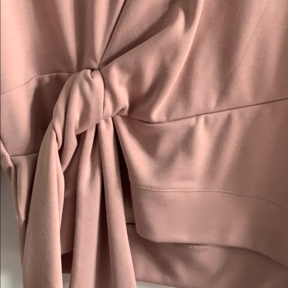 Pink sweater - Picture 2 of 4